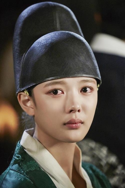 A Love in the Moonlight-Park Bo Gum and Kim Yoo Jung Lovers