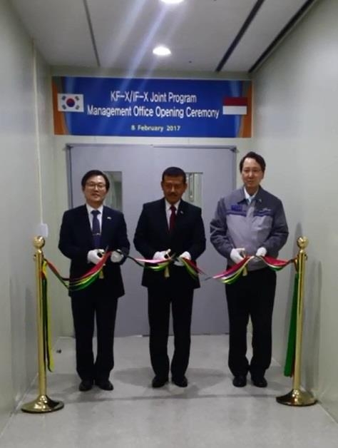 In this photo taken on Feb. 8, 2017, and provided by the Defense Acquisition Program Administration (DAPA), Seoul and Indonesian officials attend an opening ceremony of the KF-X/IF-X Joint Program Management Office in South Korea. (Yonhap)