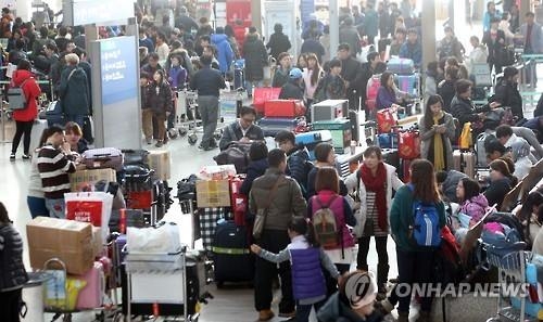 S. Korea's tourism industry estimated at 73 tln won in 2015 - 1