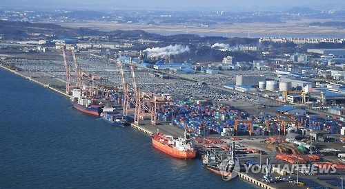 S. Korea's exports soar 28.4 pct in first 20 days of April