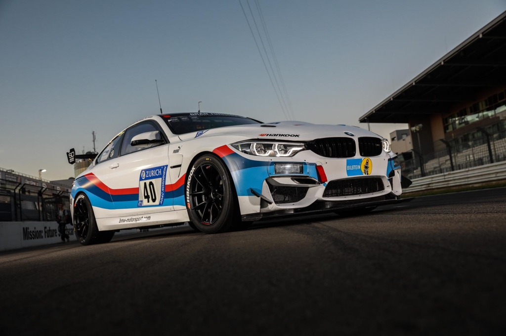 This undated photo provided by Hankook Tire shows the BMW M4 GT4 racing car equipped with the company's high-performance tires. (Yonhap) 