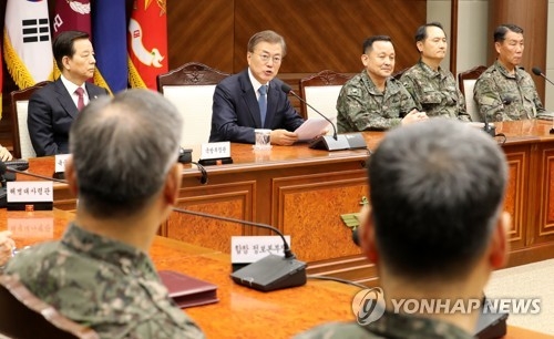 President Moon Jae-in speaks during a visit to the defense ministry on May 17, 2017. (Yonhap)
