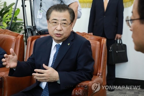 This file photo shows Suh Hoon, new head of the National Intelligence Service, South Korea's spy agency. (Yonhap)