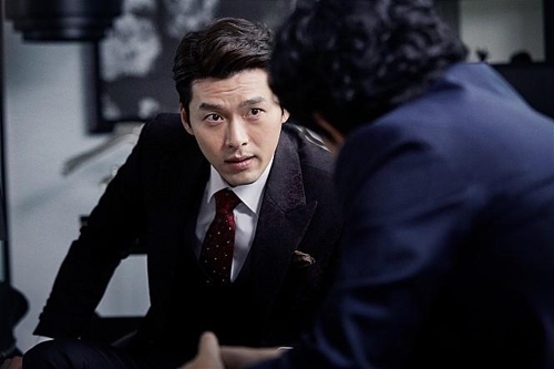 A still cut from "The Swindlers," released by Showbox (Yonhap)