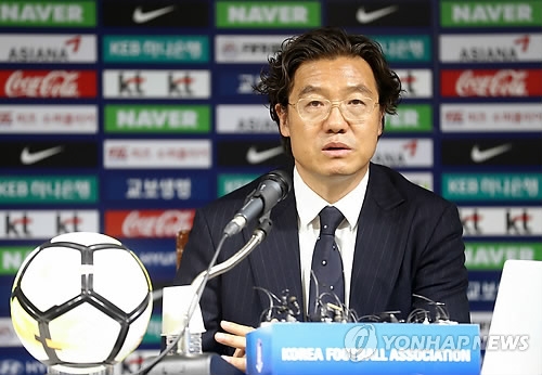 Kim Pan-gon, head of the national team coach appointment committee at the Korea Football Association (KFA), speaks at a press conference at the KFA House in Seoul on July 5, 2018. (Yonhap)