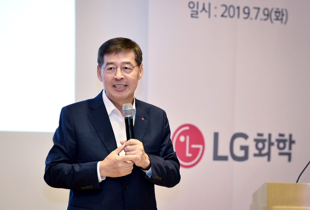 LG Chem aims to quintuple EV battery biz by 2024: CEO