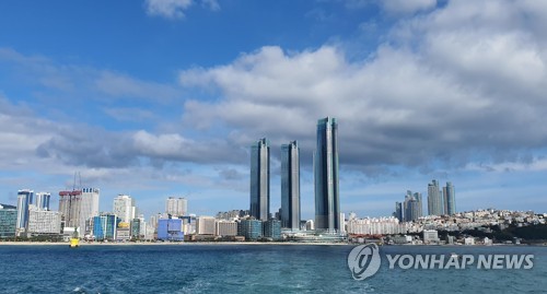 Hotels in Busan's Haeundae struggle with increasing competition