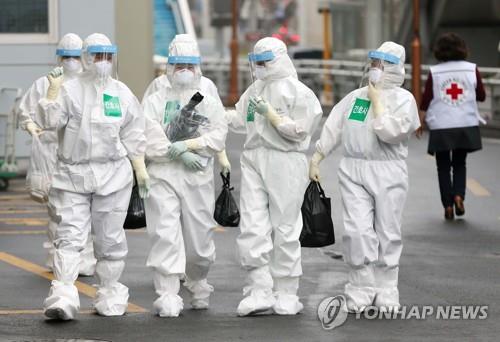 (3rd LD) S. Korea to expand stricter quarantine to all arrivals from overseas