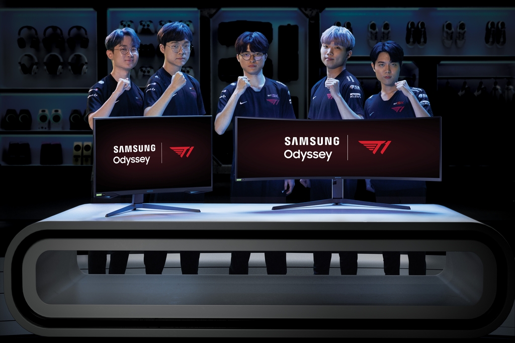 Samsung to sponsor esports company with gaming monitors