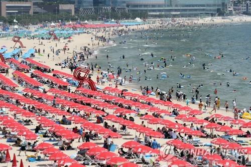 Haeundae Beach Others In Busan To Shut Down Amid Spiking Virus Cases Yonhap News Agency