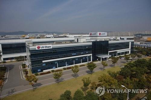 LG Chem's factory in Cheongju, a city located about 130 kilometers south of Seoul (Yonhap)