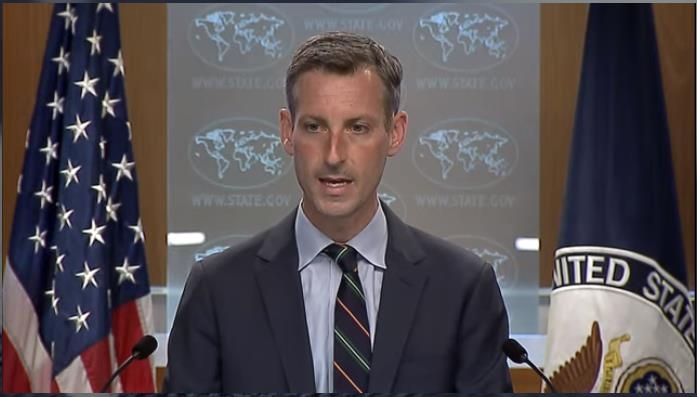 The captured image from the website of the U.S. Department of State shows department spokesman Ned Price answering questions at a daily press briefing held at the State Department in Washington on April 6, 2021. (Yonhap)