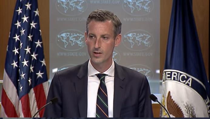 U.S. State Department spokesman Ned Price seen answering questions during a daily press briefing at the State Department in Washington on Oct. 7, 2021 in this image captured from the department's website. (PHOTO NOT FOR SALE) (Yonhap)