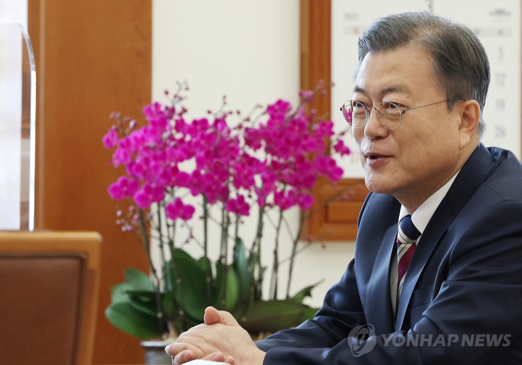 President Moon Jae-in is photographed after taking part in a written interview with Yonhap News Agency and seven other news services from around the world at Cheong Wa Dae in Seoul. (Pool photo) (Yonhap)