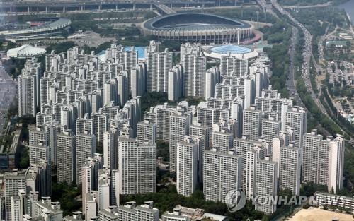 Seoul's average apartment price jumps nearly fourfold in 18 yrs: civic group