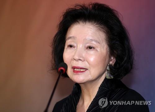 (LEAD) Iconic S. Korean actress Yun Jung-hee dies in Paris at 79