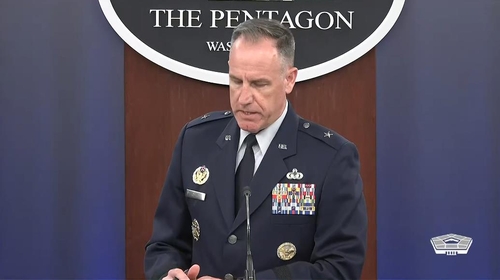 El portavoz del Departamento de Defensa Brig.  En esta imagen capturada, se ve al general Pat Ryder respondiendo preguntas durante una conferencia de prensa en el Pentágono en Washington el 27 de junio de 2023.  (Yonhap)
