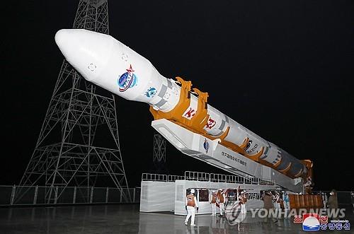 (2nd LD) S. Korean military stages air drills in response to N. Korea's planned satellite launch