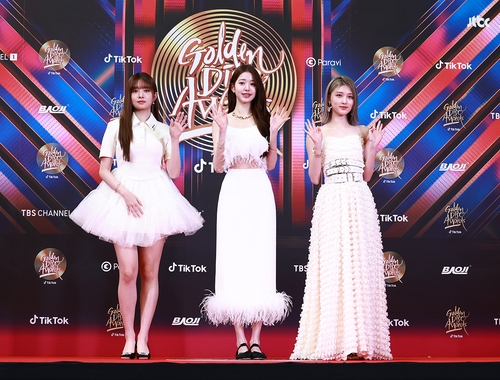 Members of girl band IVE attend the 37th Golden Disc Awards on Saturday, January 7, 2023 in Bangkok, Thailand.  (Photo provided by the organizer of the Golden Disc Awards. Resale and archiving prohibited) 