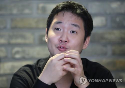 Le pianiste Lim Dong-hyek acquitté des accusations d'obscénité dans la querelle avec son ex-femme