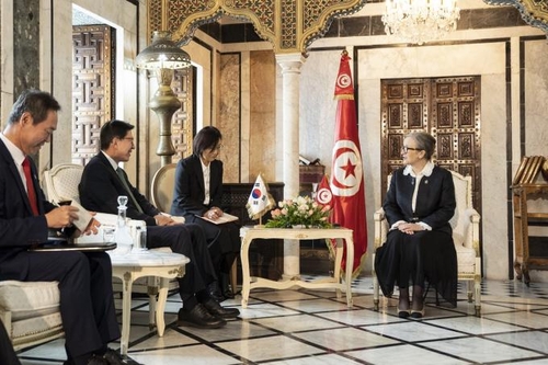 Le maire de Busan rencontre la Première ministre tunisienne pour la coopération bilatérale