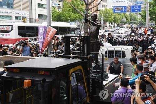 釜山日本総領事館周辺での行進計画を警察が制限　市民団体反発