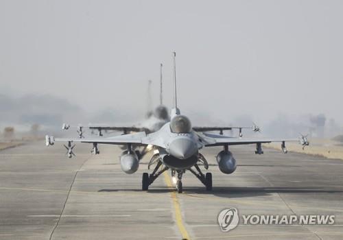 韓国空軍戦闘機が墜落　操縦士２人救助