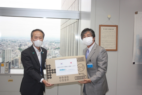 駐日韓国企業連合会　東京都に防護服を寄付　