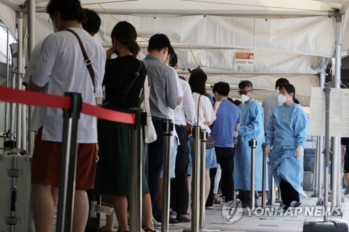 ［速報］韓国の新規コロナ感染者　４万７９１７人＝２週前の約半分に