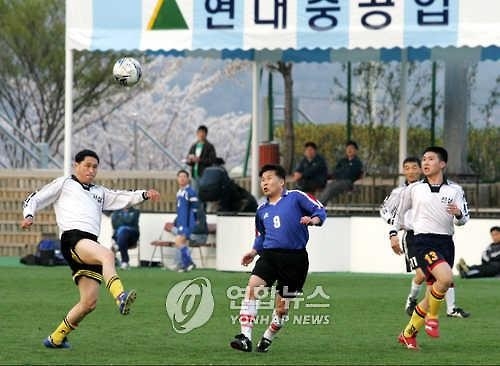 현대중 사내 축구대회 '현대스리가' 6개월 장정 돌입 - 2