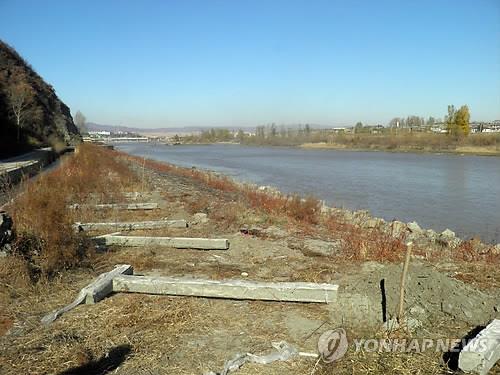 北통신 "지난달 16일 美공민 불법입국해 억류…추방 결정"