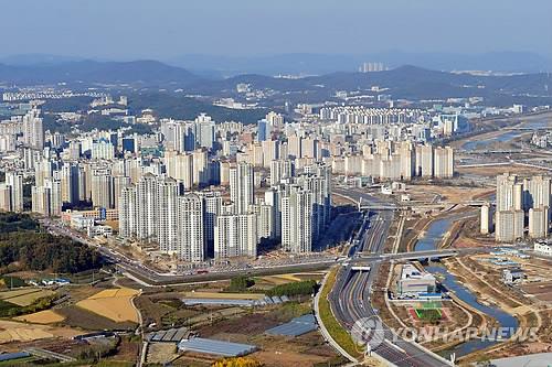 집값 잡겠다는 국토부…20㎞ 밖 대전에선 '고분양가 아우성'