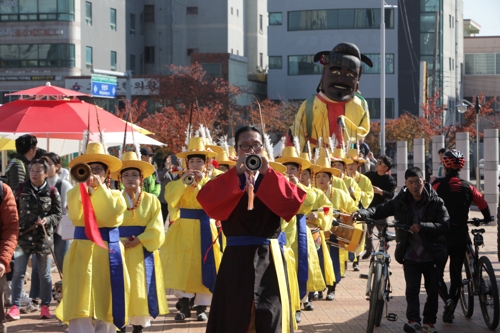 '처용, 울산을 활보하다'…제53회 처용문화제 18일 '팡파르'