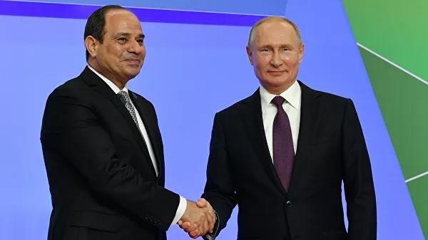 블라디미르 푸틴 러시아 대통령(왼쪽)과 압델 파타 엘시시 이집트 대통령 [리아노보스티 연합뉴스 자료사진]