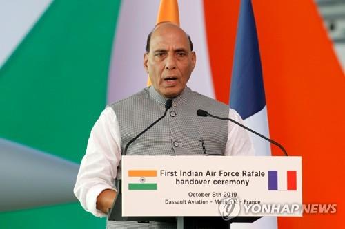 라지나트 싱 인도 국방부 장관. [로이터=연합뉴스]