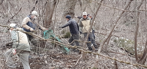 전북지방환경청, 덕유산·내장산 일대 불법 사냥도구 수거