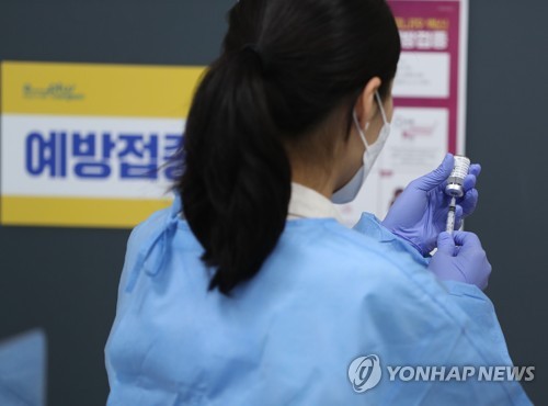코로나19 방역업무 가중에 경남 일부 보건소 업무 중단도 장기화