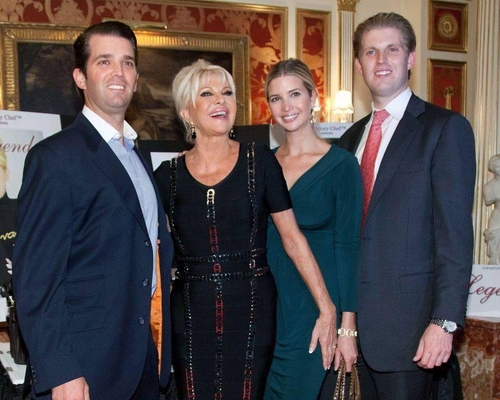 이바나 트럼프와 세 자녀 