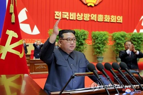 북한 김정은 "코로나19 박멸하고 비상방역전 승리 선포" 