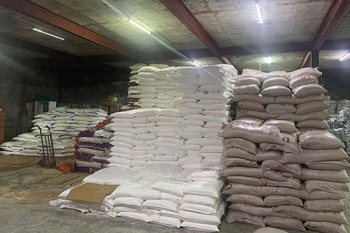 '식량 위기' 필리핀서 밀수 성행…쌀·설탕 7만여 포대 적발