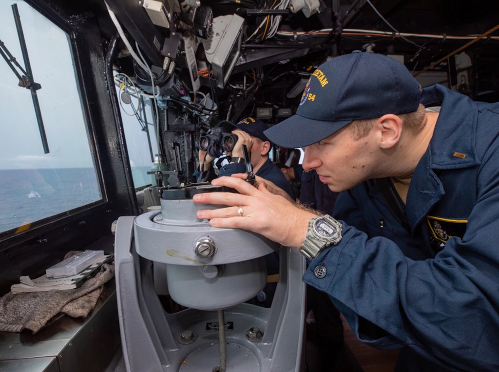 대만해협 통과하는 미 해군 군함