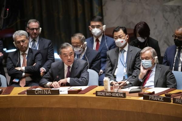 유엔 안보리에서 발언하는 왕이 중국 외교부장