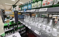 향토기업 지역소주 명성 약화…참이슬·진로 영토 확장