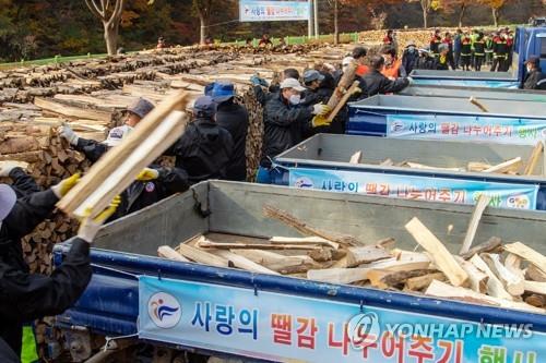 전북도, 농·산촌 취약계층에 땔감 1천t 지원