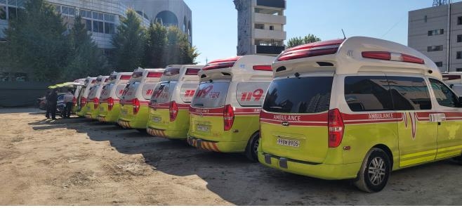 서울시 소방재난본부가 우크라이나 등 3개국에 지원할 구급차량