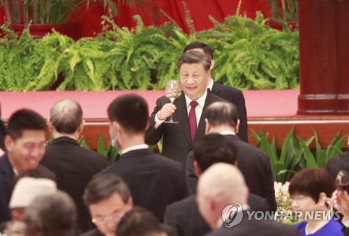 시진핑, 대국민 새해 인사…"안정 속 성장 추진해야"