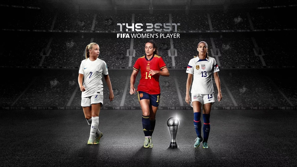 FIFA 올해의 여자선수상 최종 후보. 왼쪽부터 미드, 푸테야스, 모건.