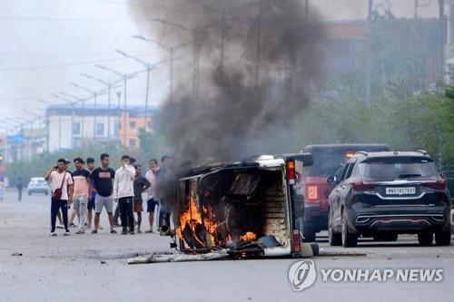 인도 정부 "북동부 마니푸르에서 무장 테러리스트 40명 사살"