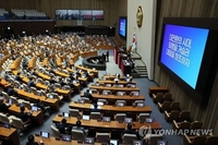  이재명 불체포특권 포기…의원특권 폐지 논의로 이어져야