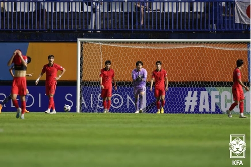 한국, U-17 아시안컵 축구 결승서 일본에 0-3으로 져 준우승(종합)
